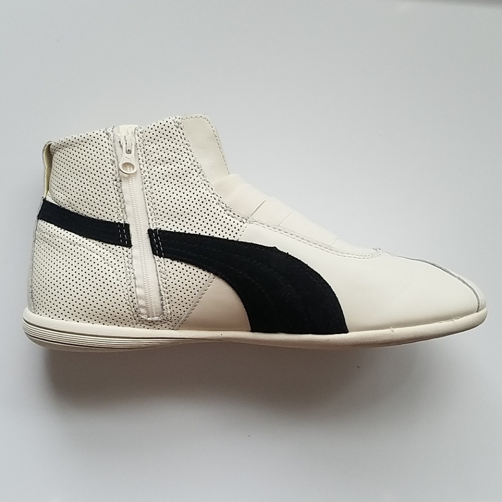 Puma Women's sneakers